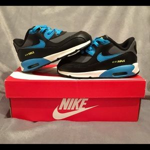 Toddler boys Nike Air Max size 8C